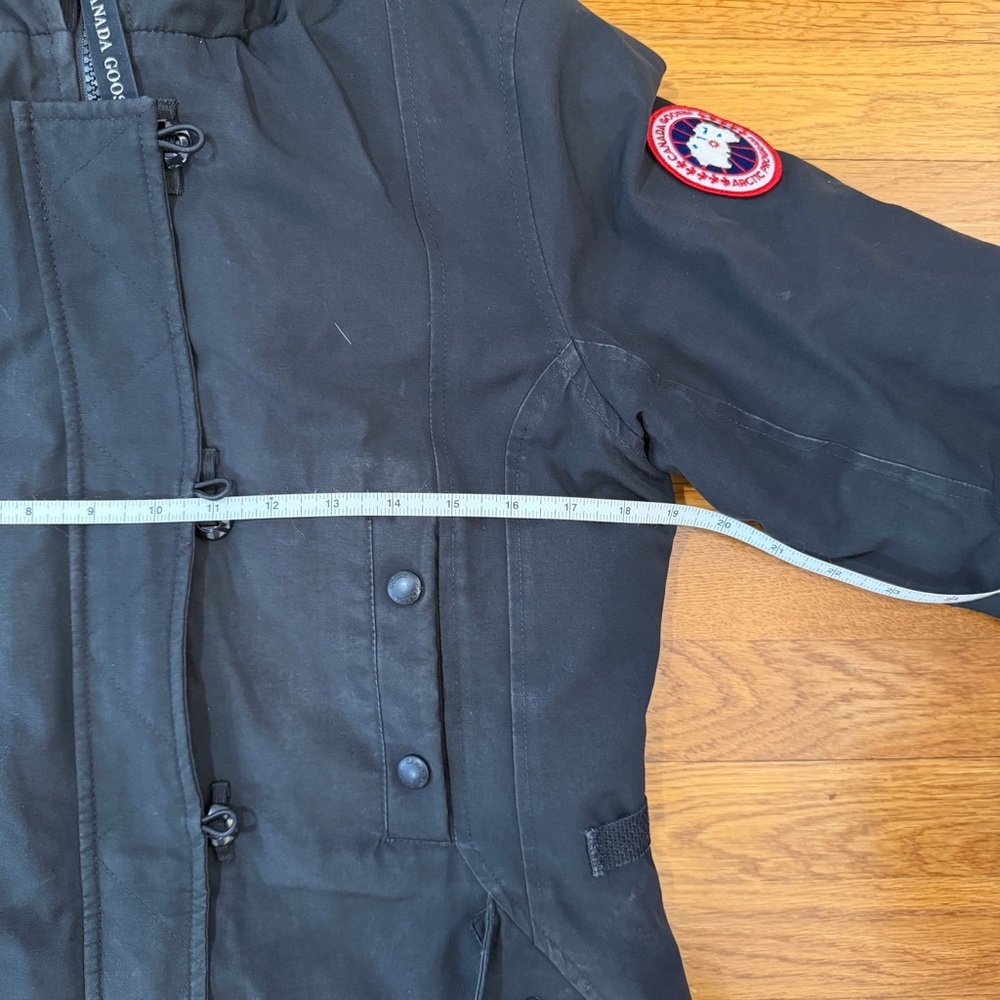 Canada Goose Kensington Parka in Black - Size Small - Picture 2 of 7
